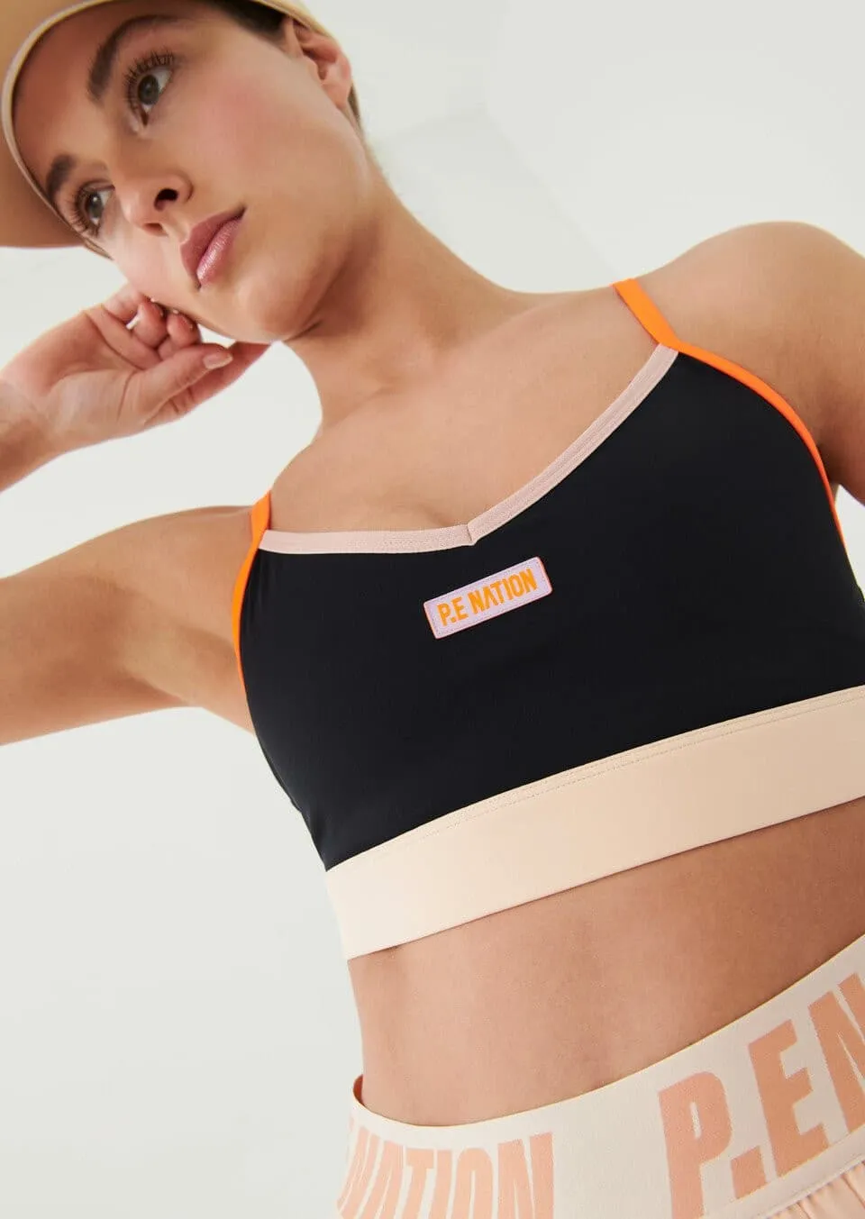 GAME CARD SPORTS BRA IN BLACK